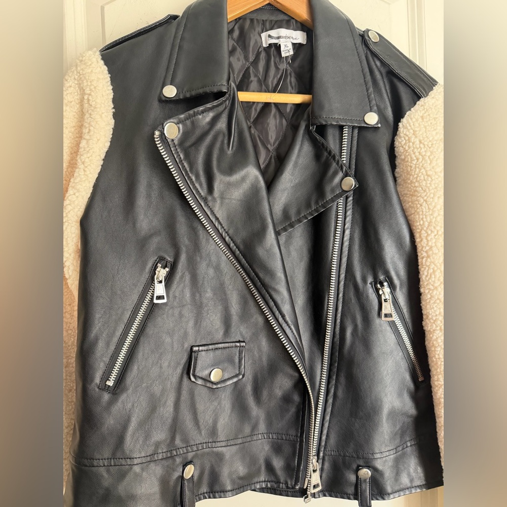 Love Tree Women's Black Faux Leather/Fur Jacket Sz XL boho western - Picture 3 of 7
